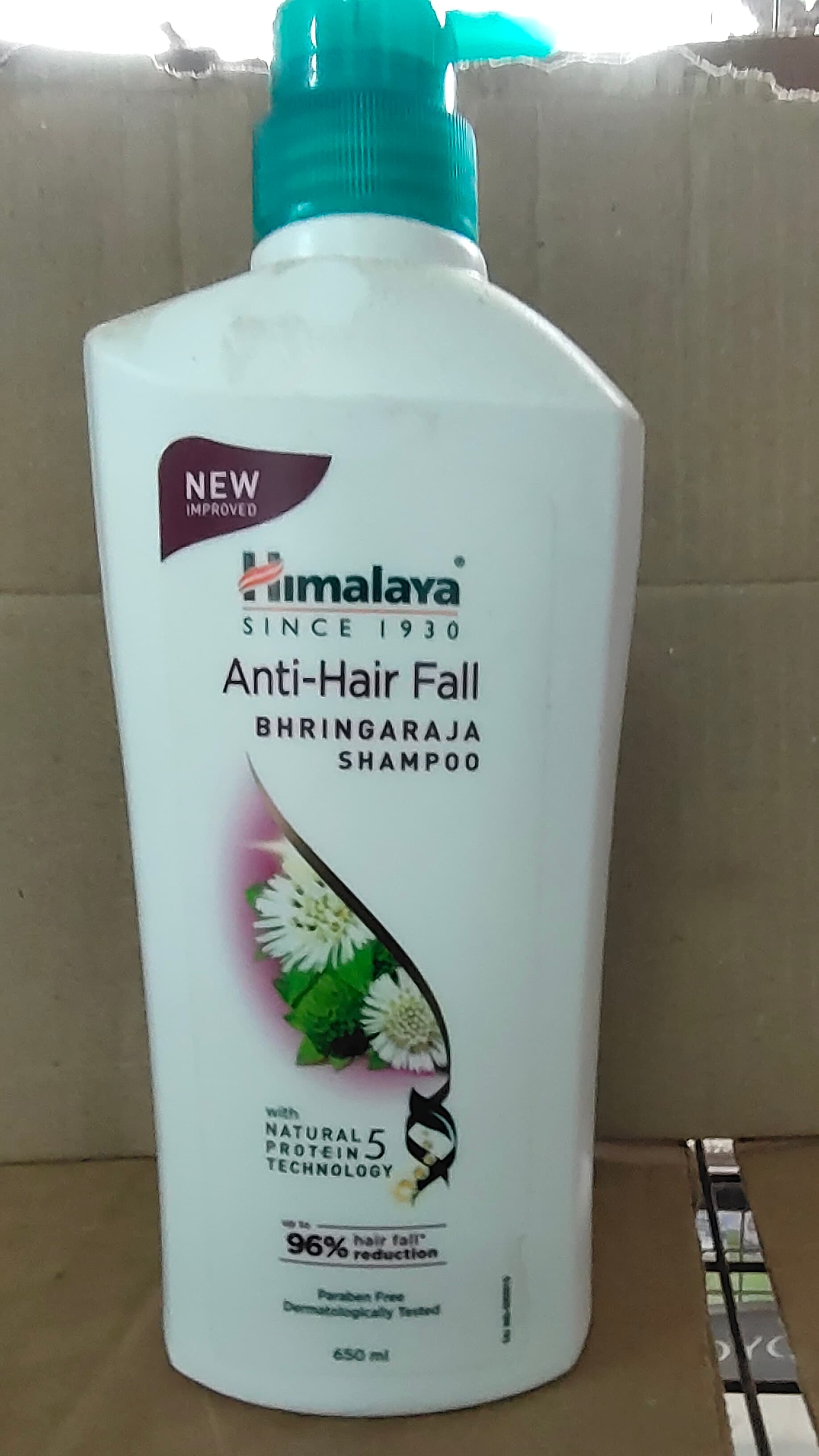 Himalaya anti hair fall bhringaraja shampoo