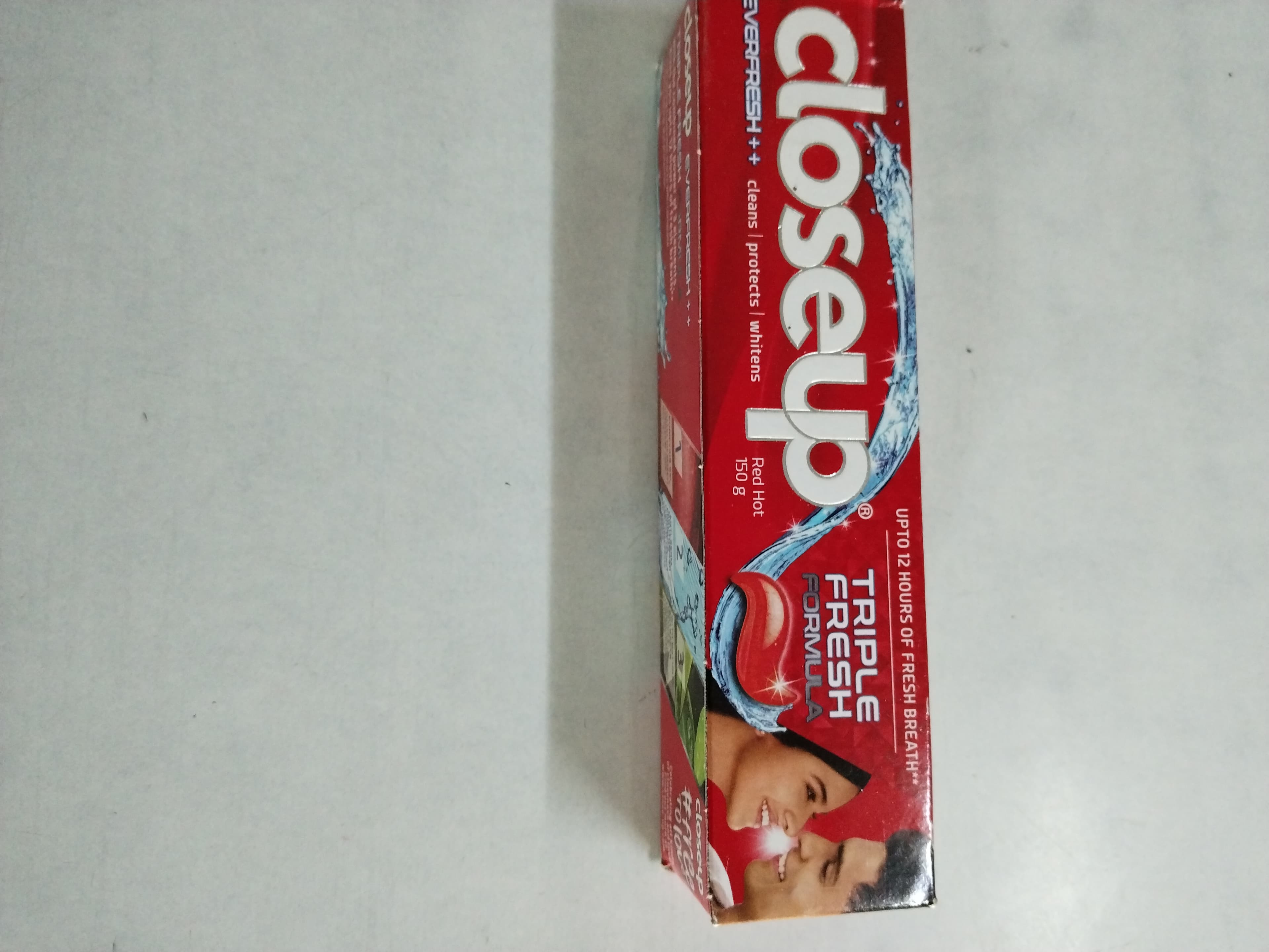 Colgate triple fresh toothpaste