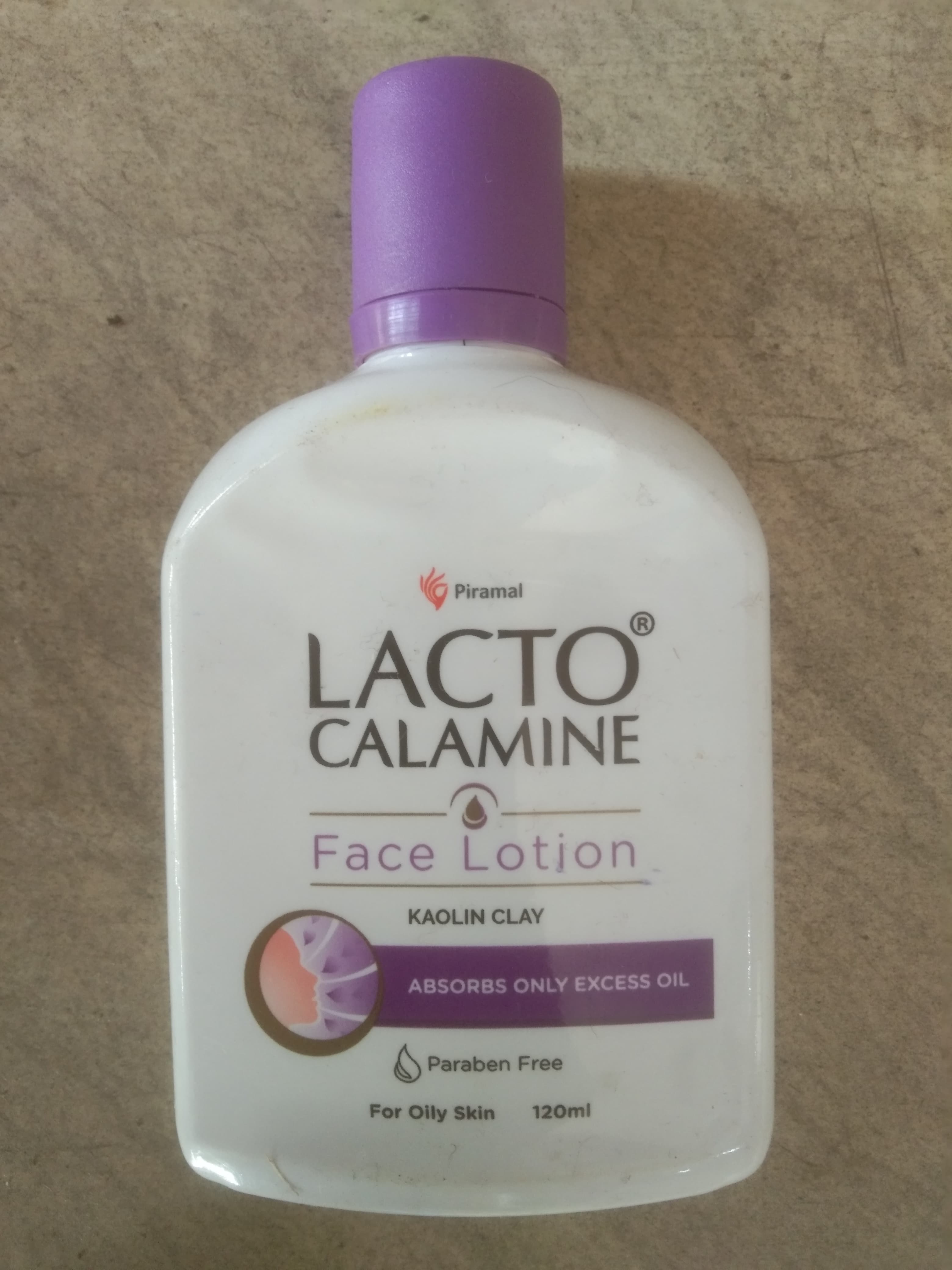 Lacto Calamine Face lotion Kaolin clay Absores only excess o