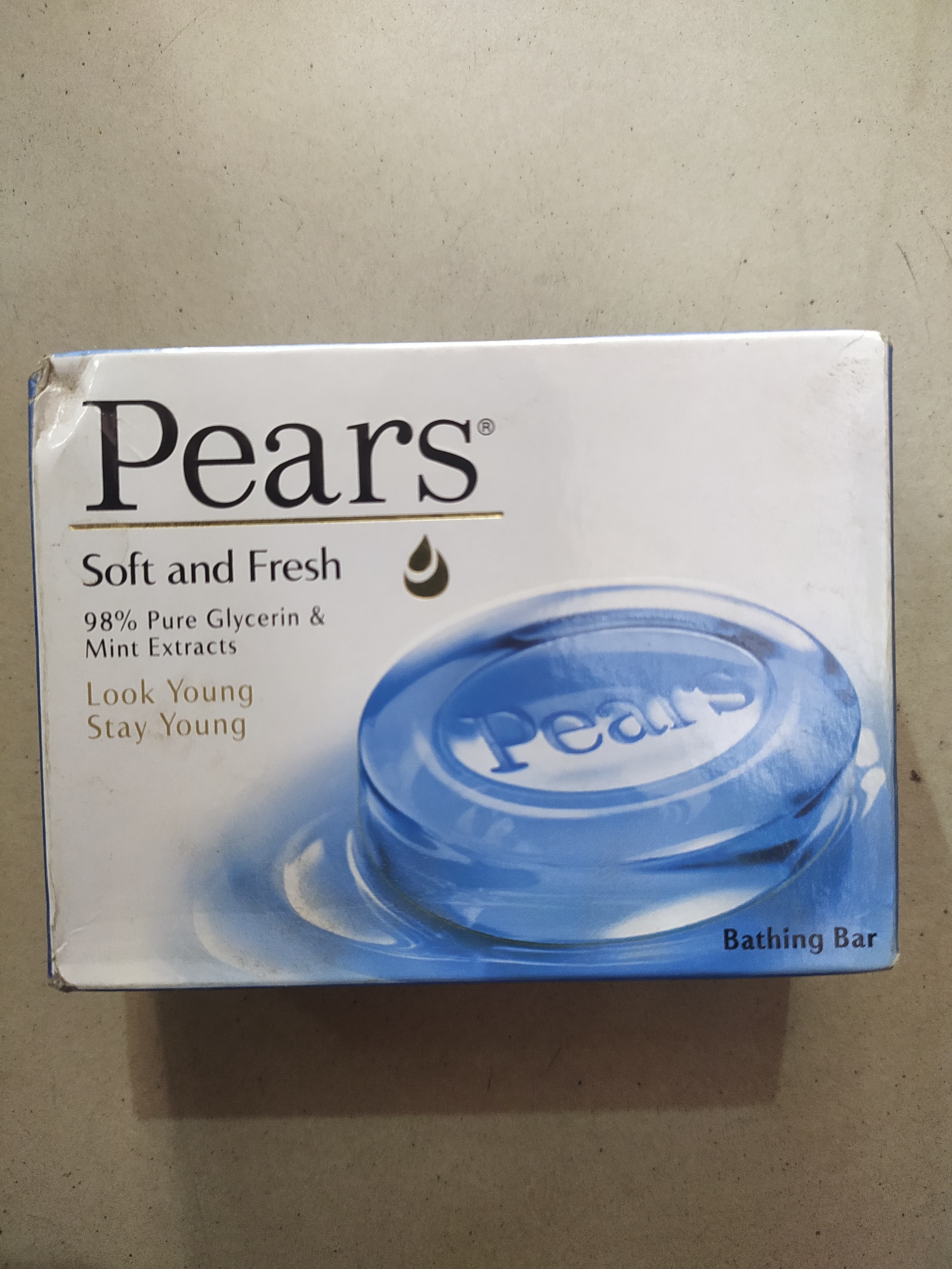 Soft and fresh 98% pure glycerin & Look young Stay young Pears Bathing soap