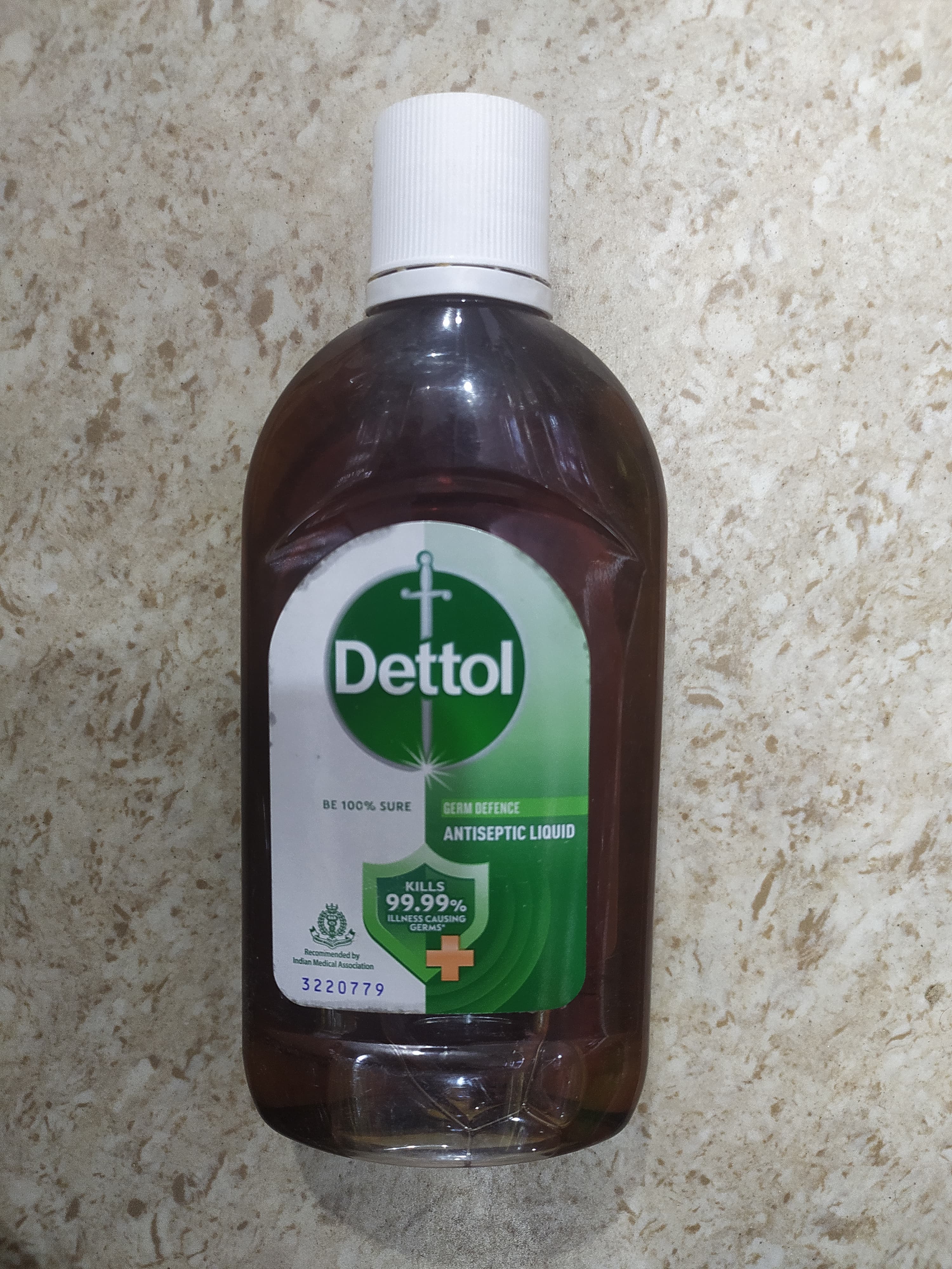 Dettol Be 100% sure Unded by Indian medical association Germ defence Antiseptic liquid Kills 99.99% Illness causing Germs
