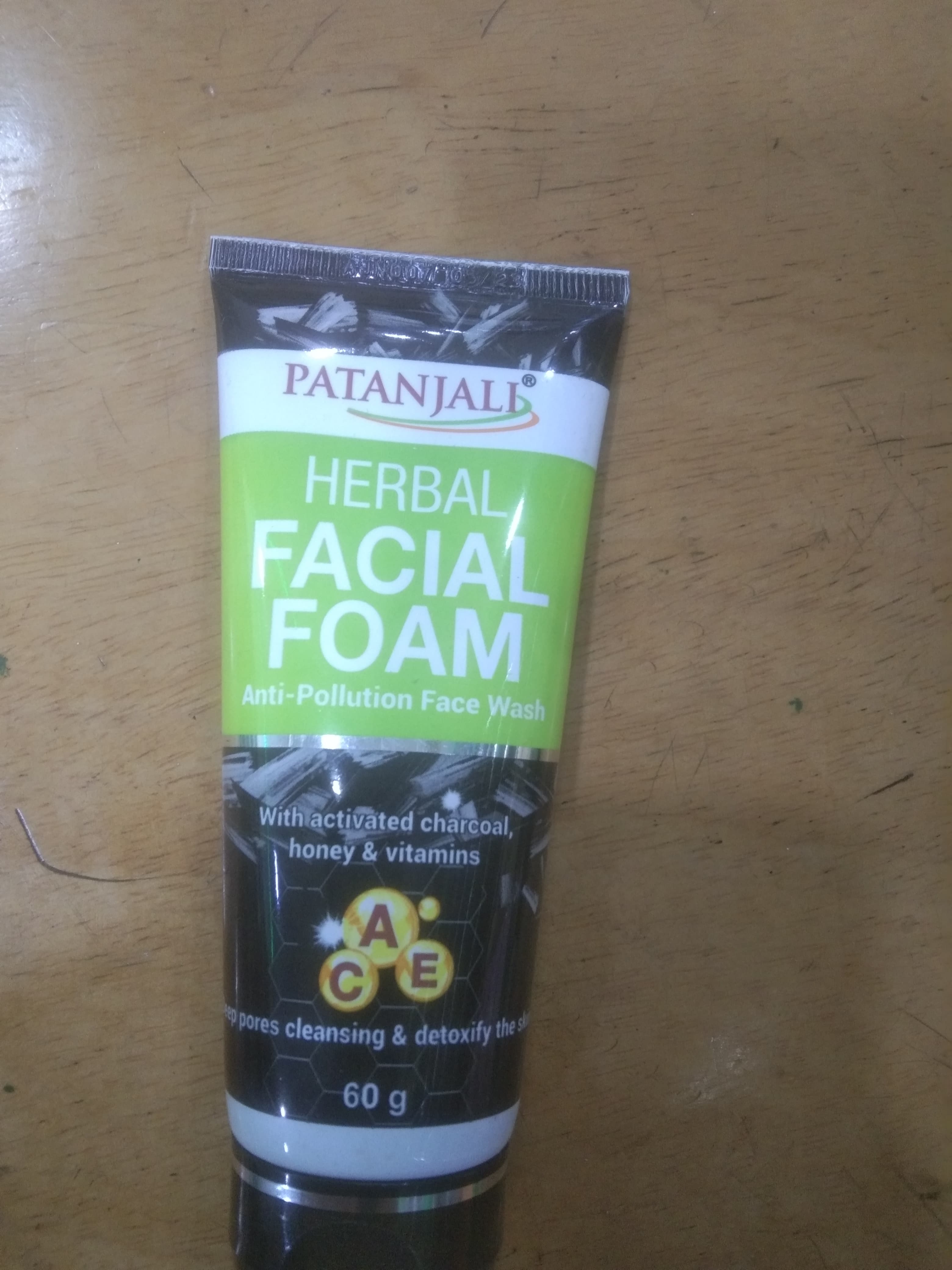 Patanjali Herbal Facial Foam Anti-polution face wash 60 g
