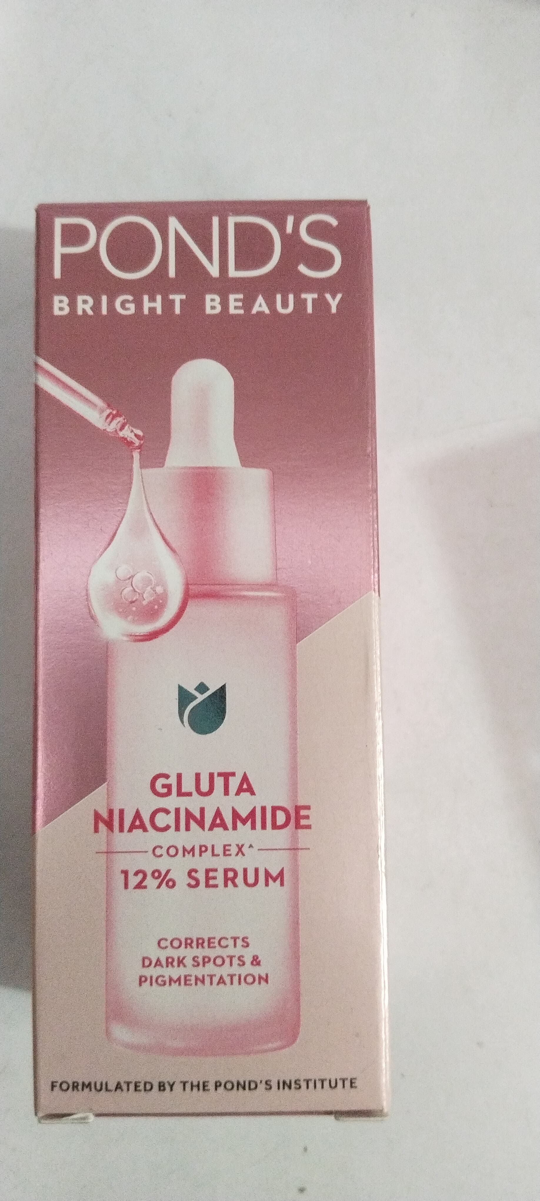 Pond's Gluta Niacinamide serum