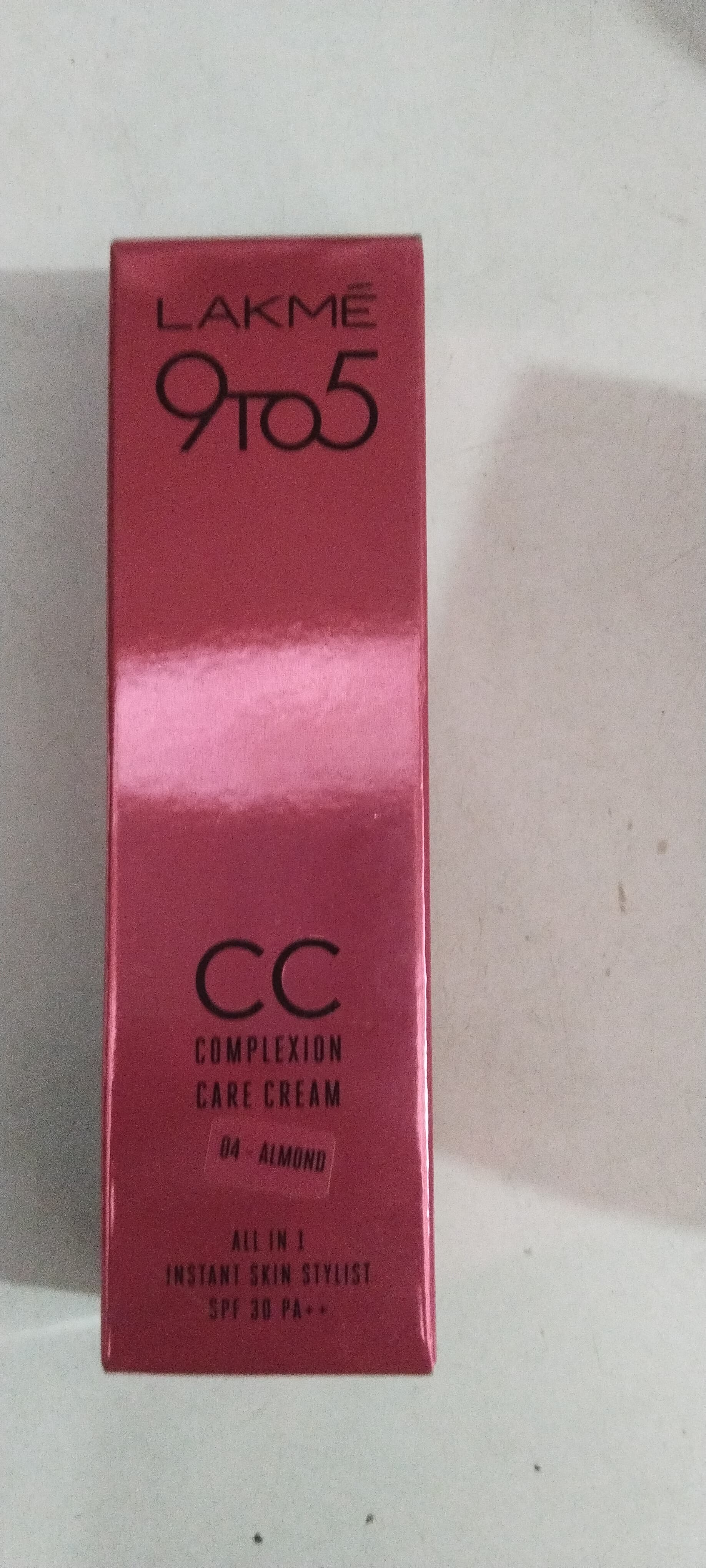 Lakme 9to5 Cc Complexion Care cream All in 1