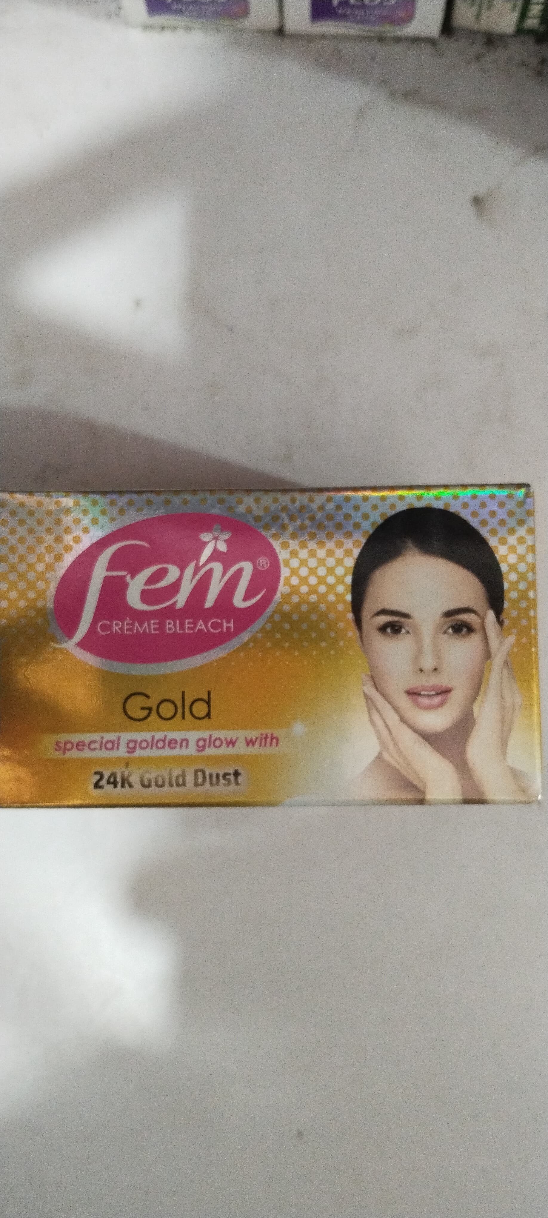 Fem Crème bleach Gold Special golden glow