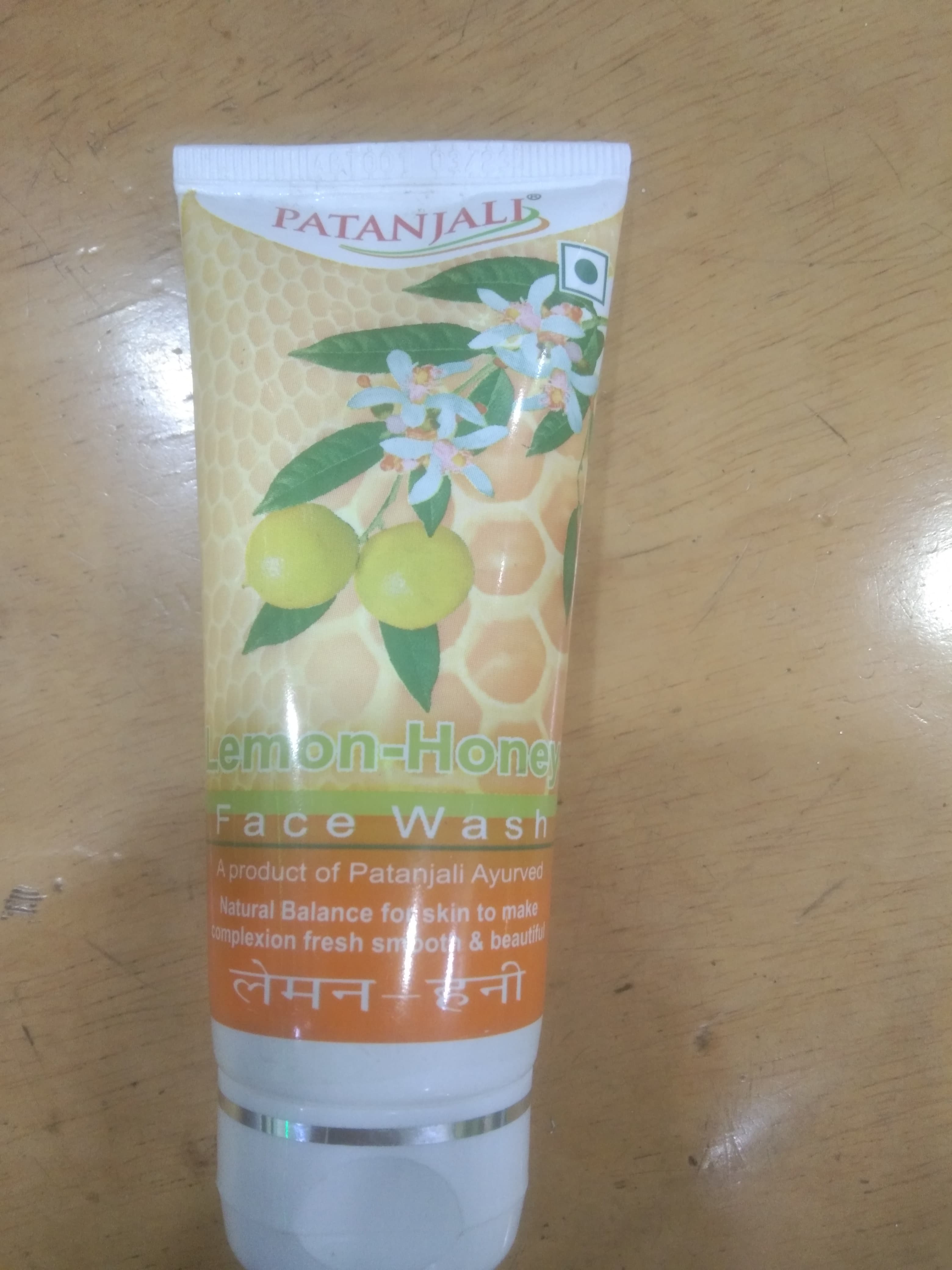 Patanjali lemon honey face wash
