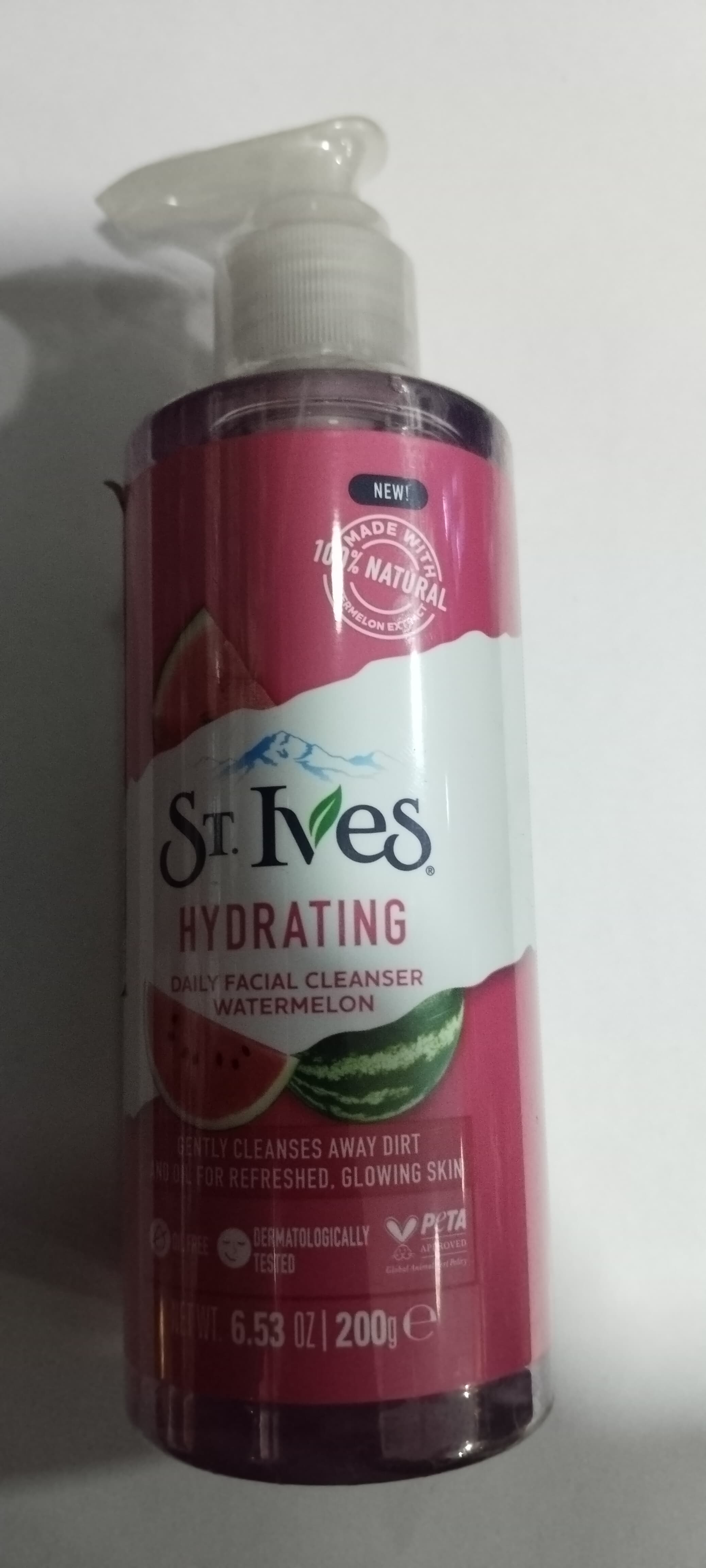 St. ives Hydrating Daily facial cleanser Watermelon