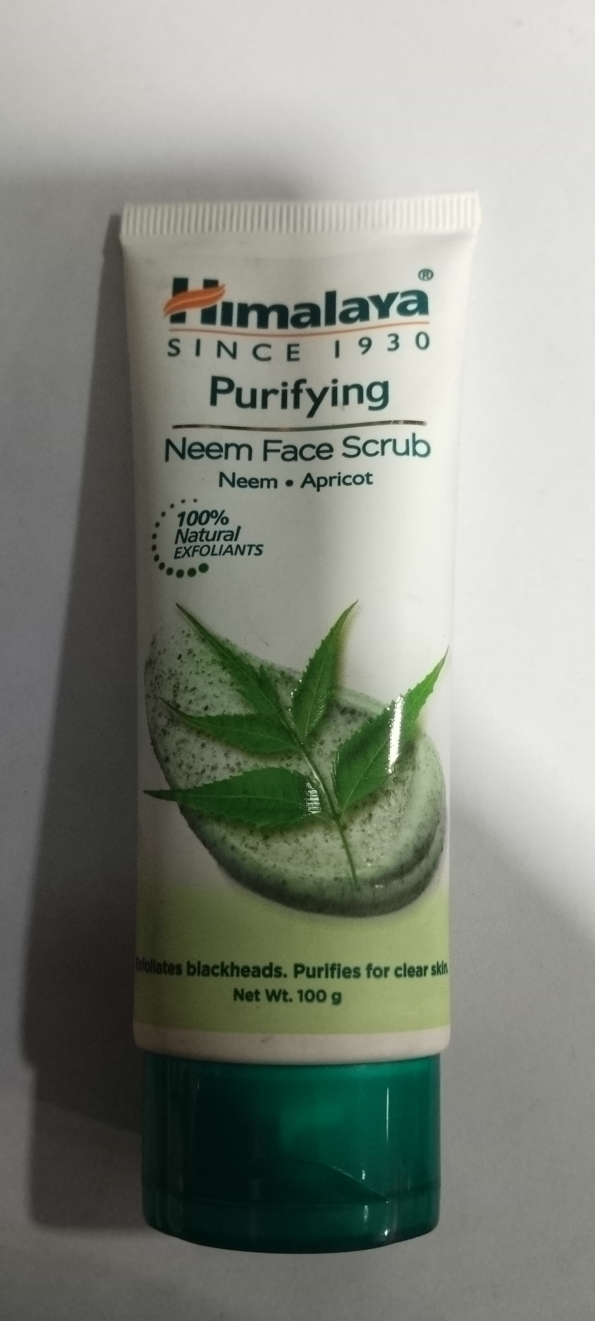 Himalaya Purifying Neem face scrub Neem • apricot