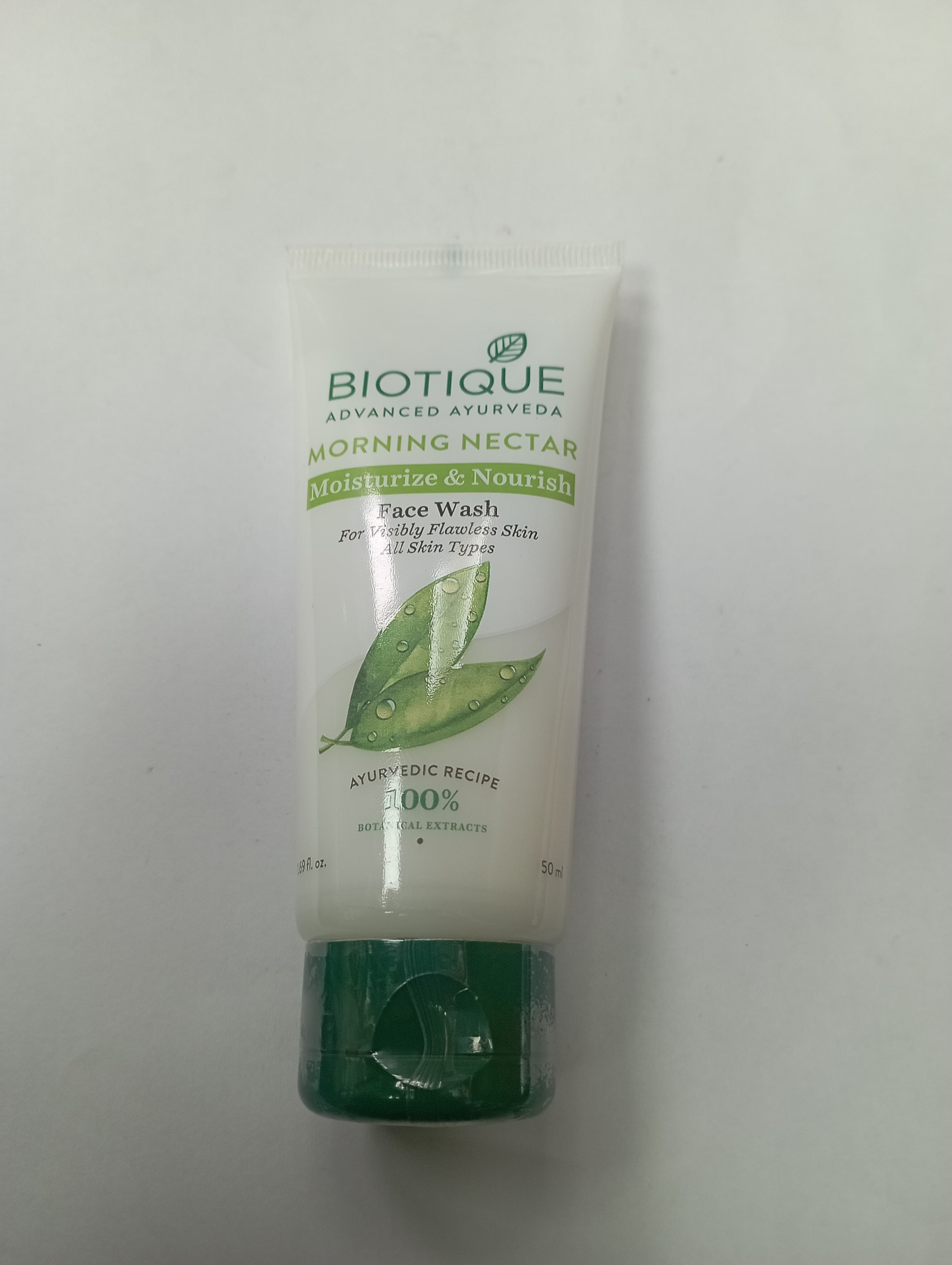 Biotique Advanced ayurveda Morning nectar Moisturize & nourish Face wash For visibly flawless skin All skin types Ayurvedic recipe 100% Botanical extract