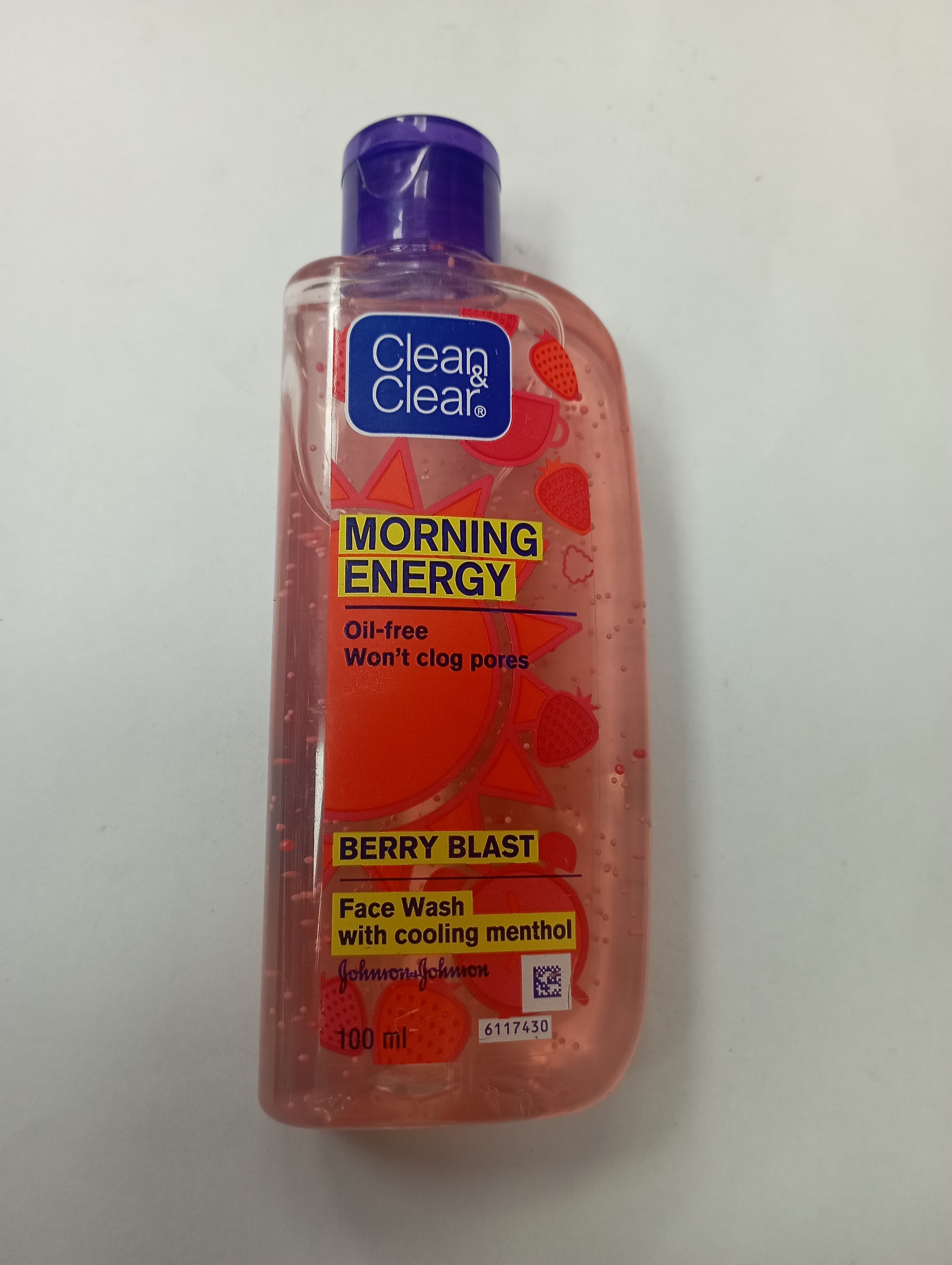 Clean Clear Morning Energy Oil-free Won't clog pores Berry blast Face wash With cooling menthol Johmon johnson 100 ml