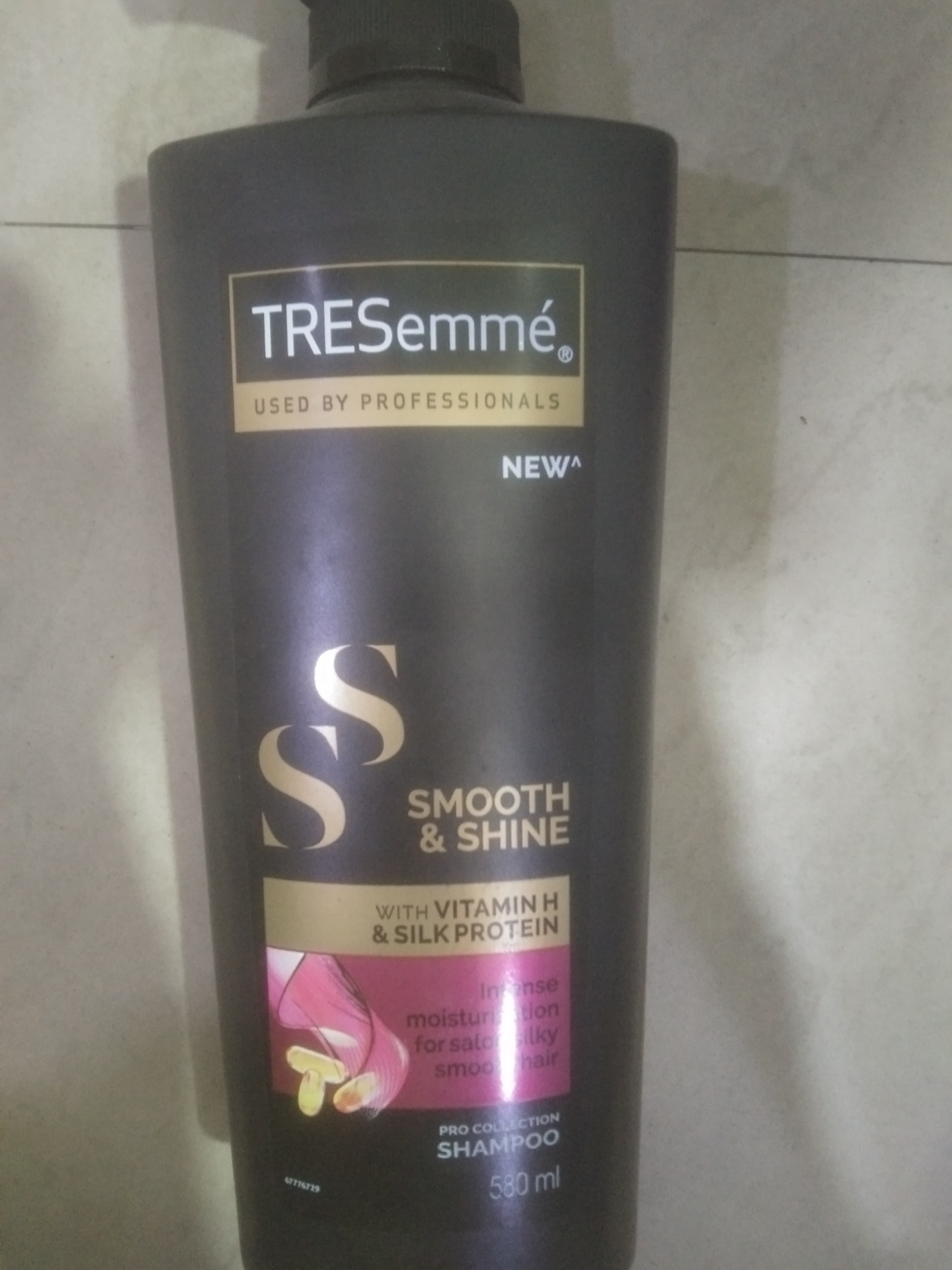 Tresmme smooth & shine shampoo