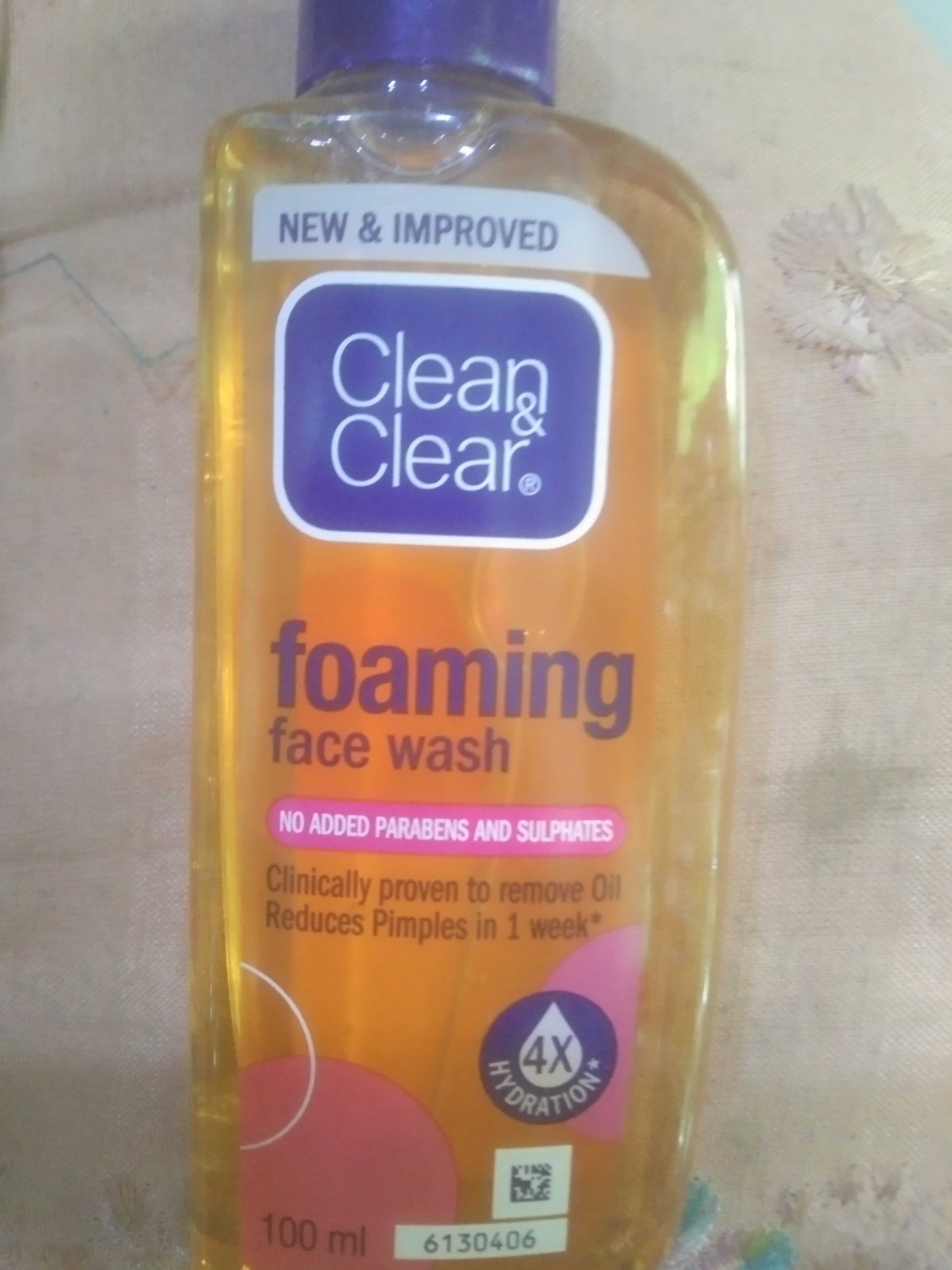 Clean&Clear Foaming Face wash