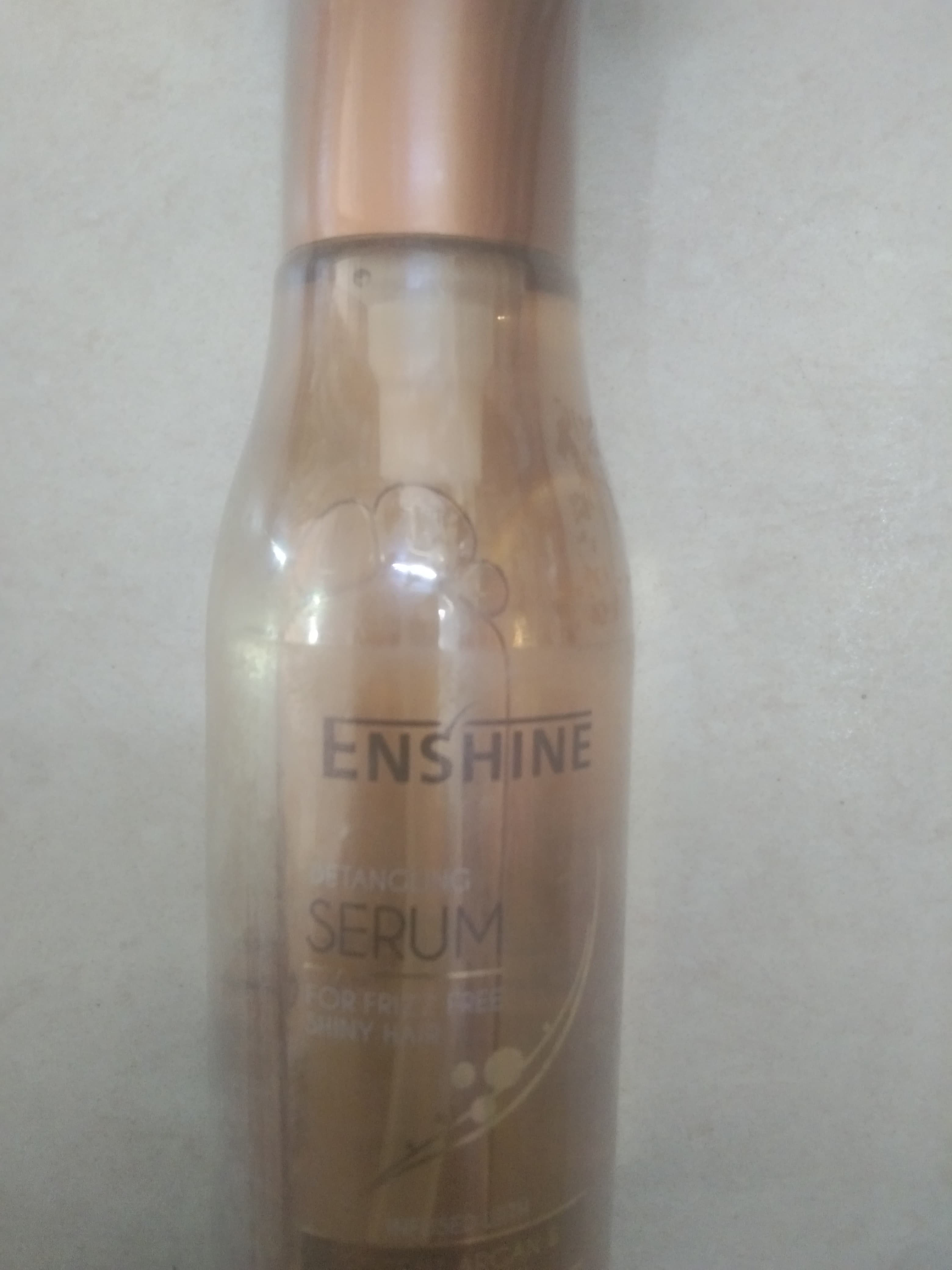 Enshine detancling serum  for frizz free shiny hair