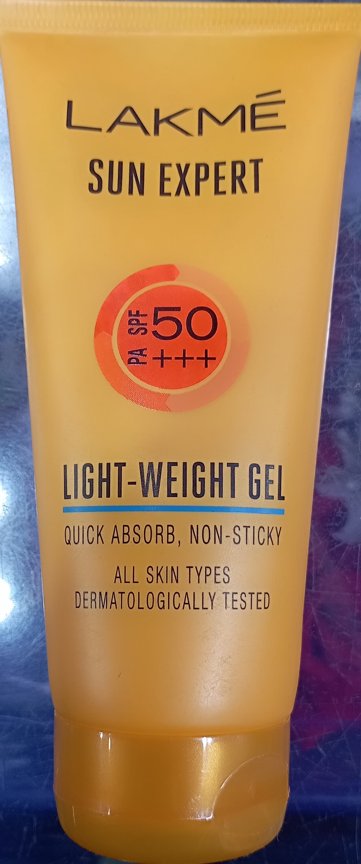Lakme sun expert 50pa spf 50+++