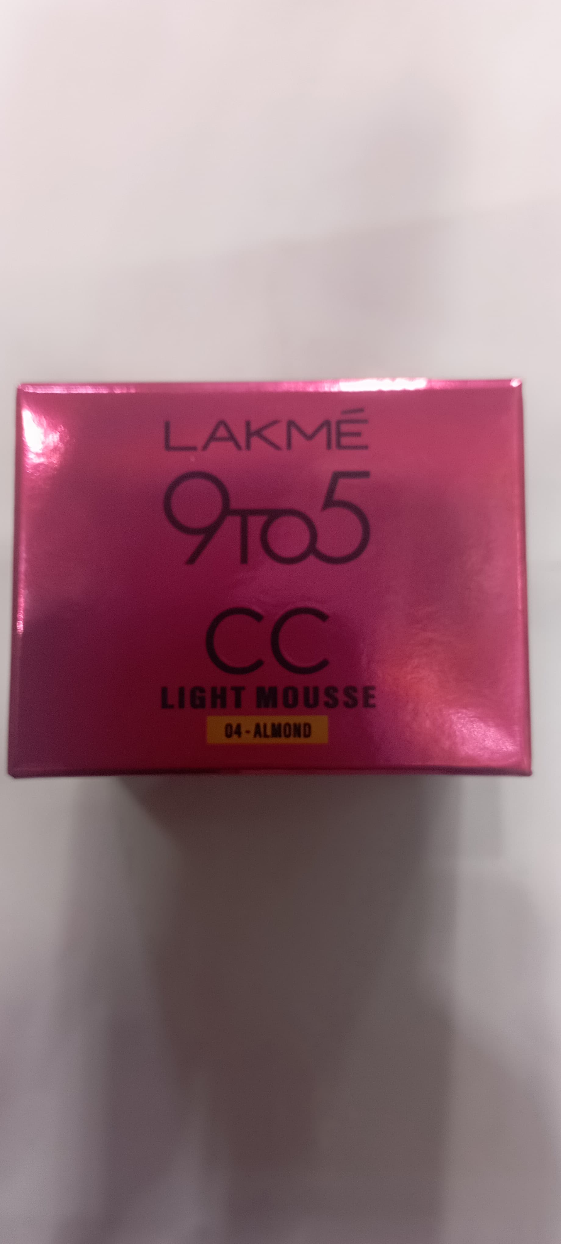 Lakme 9to5 cc light mousse 04 Almond 25 g