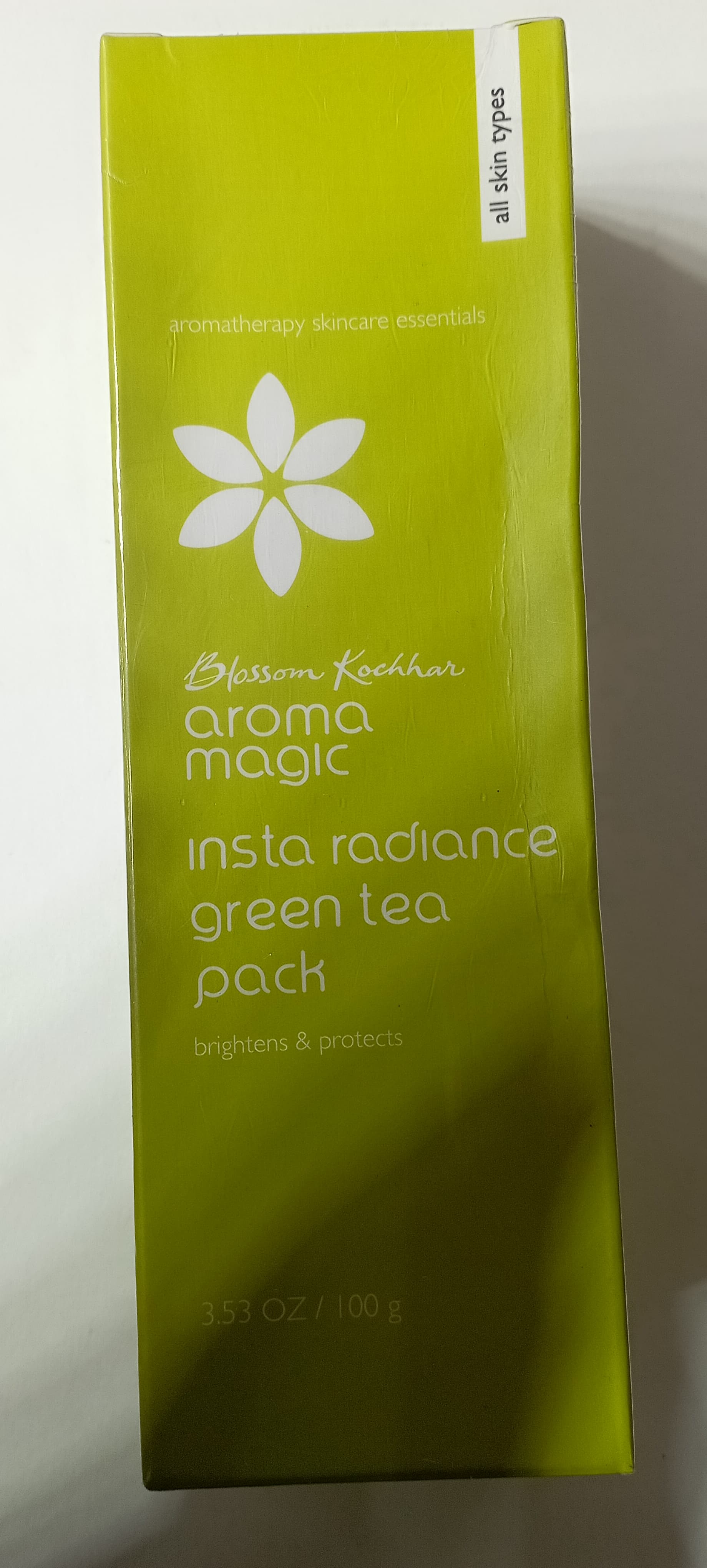 Blossom kochhar aroma magic insta radiance green tea pack 100g