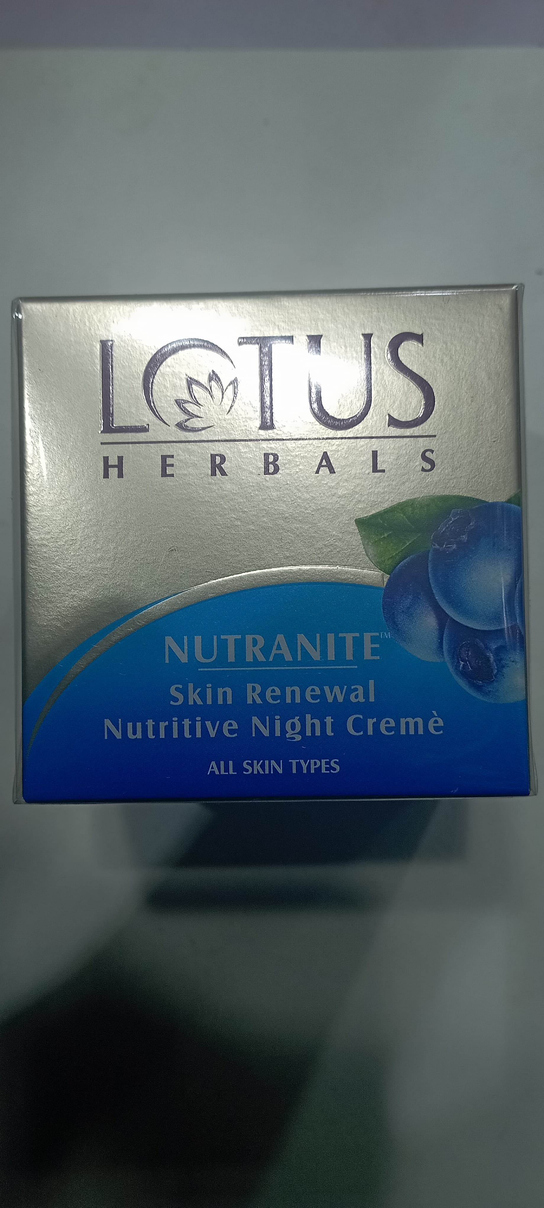 Lotus herbals nutranite skin renewal nutritive night creme 50 g