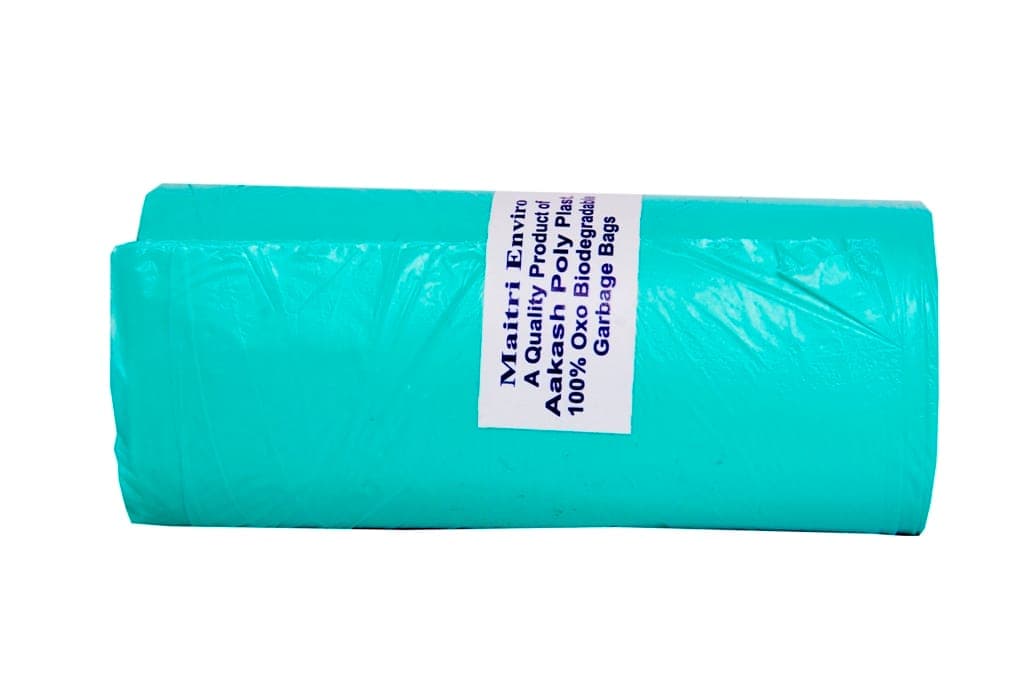 MAITRI ENVIRO OXO BIODEGRADABLE GARBAGE BAGS ROLL GREEN 17"X19"  (SMALL)  PACK OF 4 120 PCS (30 PCS PER ROLL)