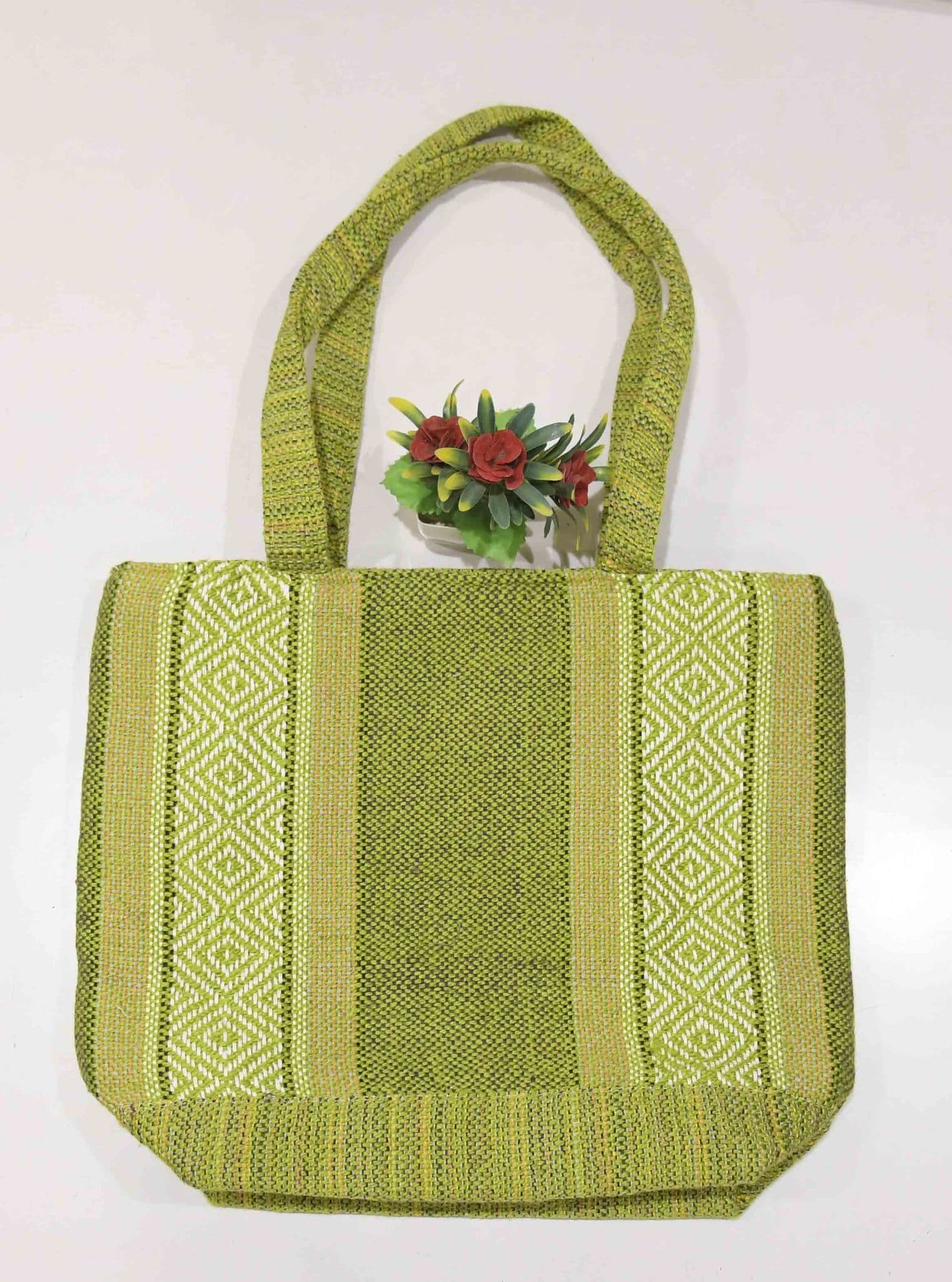 Green Woven Tote Bag with Geometric Pattern - Sustainable & Stylish