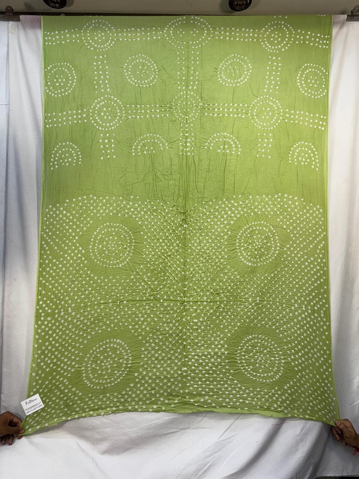 kala-sanskruti-all-over-light-pista-color-cotton-bandhani-saree-6.5m-with-blouse-piece-elegant-traditional-wear-saree-for-women1