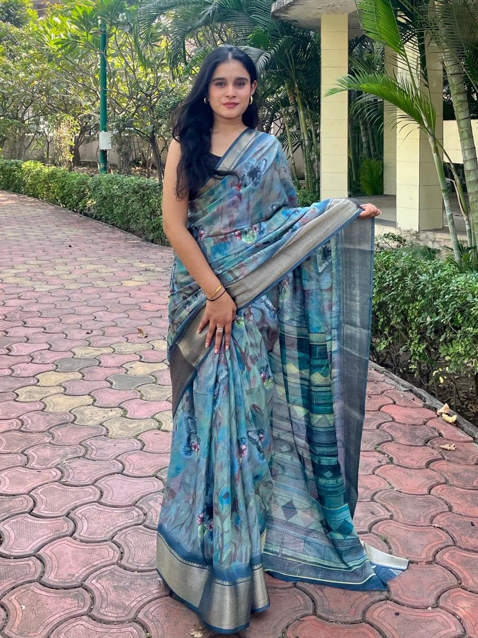 digital-print-dola-silk-saree1