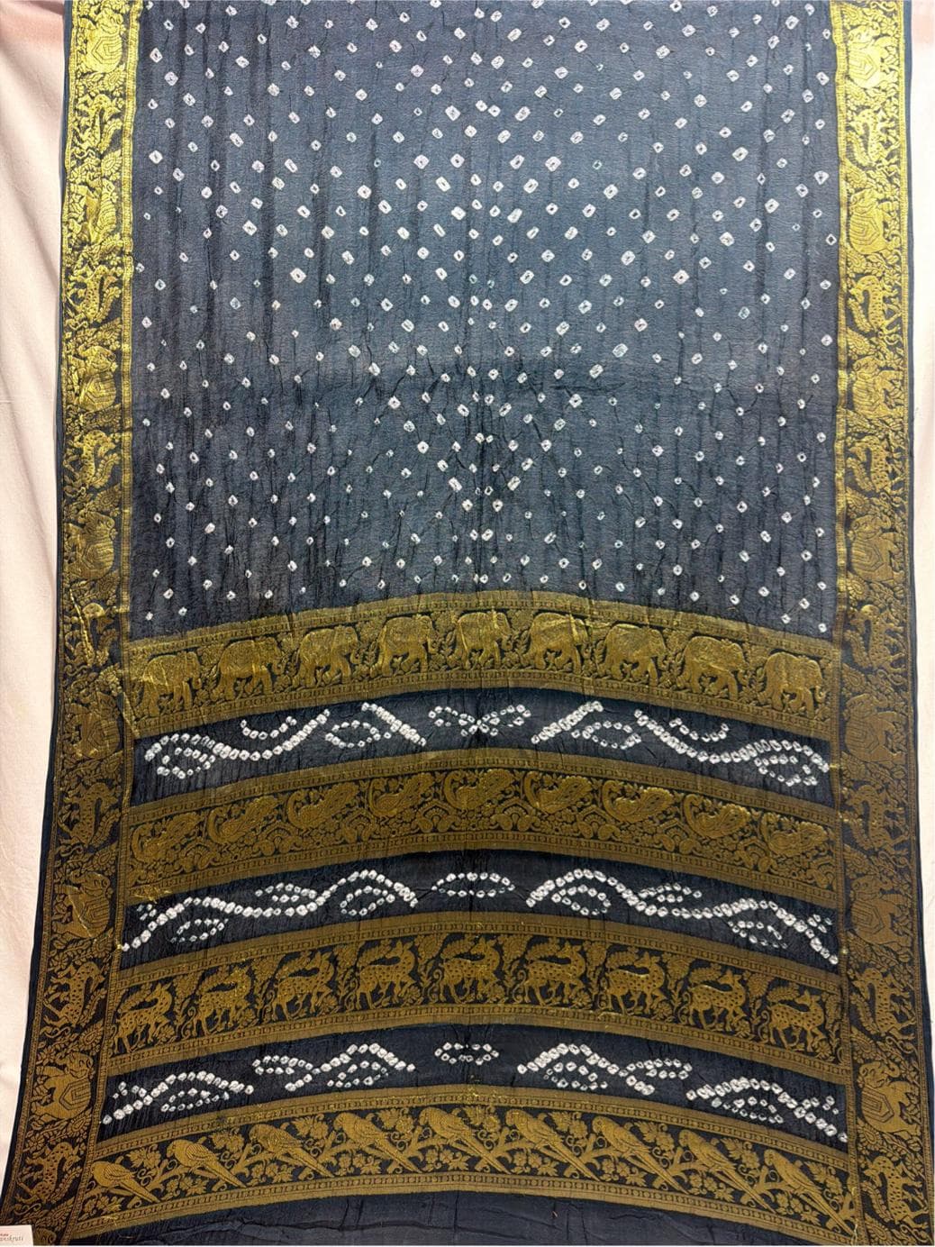 kala-sanskruti-all-over-grey-color-art-silk-bandhani-saree-6.5m-with-blouse-piece-elegant-traditional-wear-bridal-unique-saree-for-women1