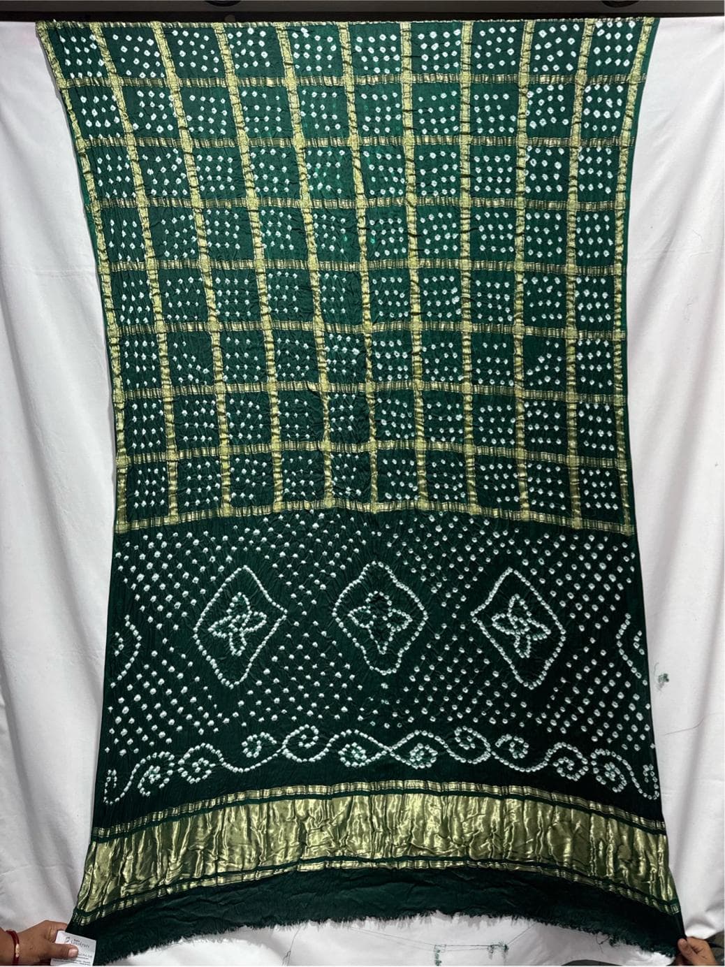 kala-sanskruti-all-over-green-color-art-silk-bandhani-saree-6.5m-with-blouse-piece-elegant-traditional-wear-bridal-unique-saree-for-women1
