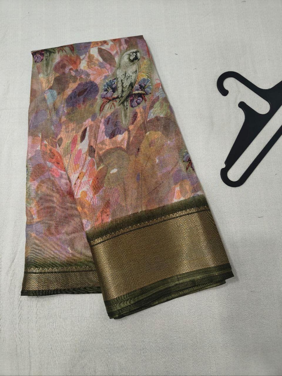 dola-silk-saree-with-zari-border1