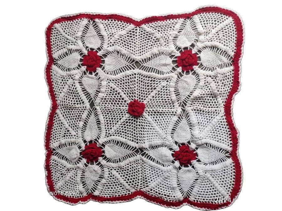 woolen-table-cover-1