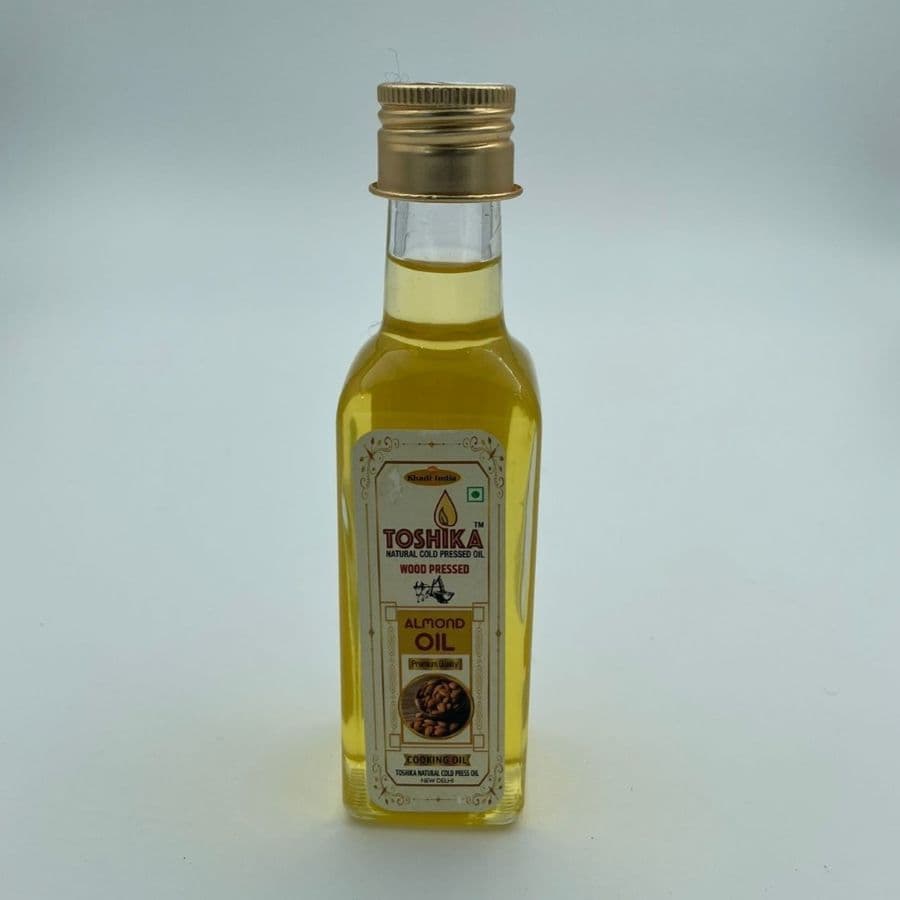 toshika-almond-oil---100-ml1