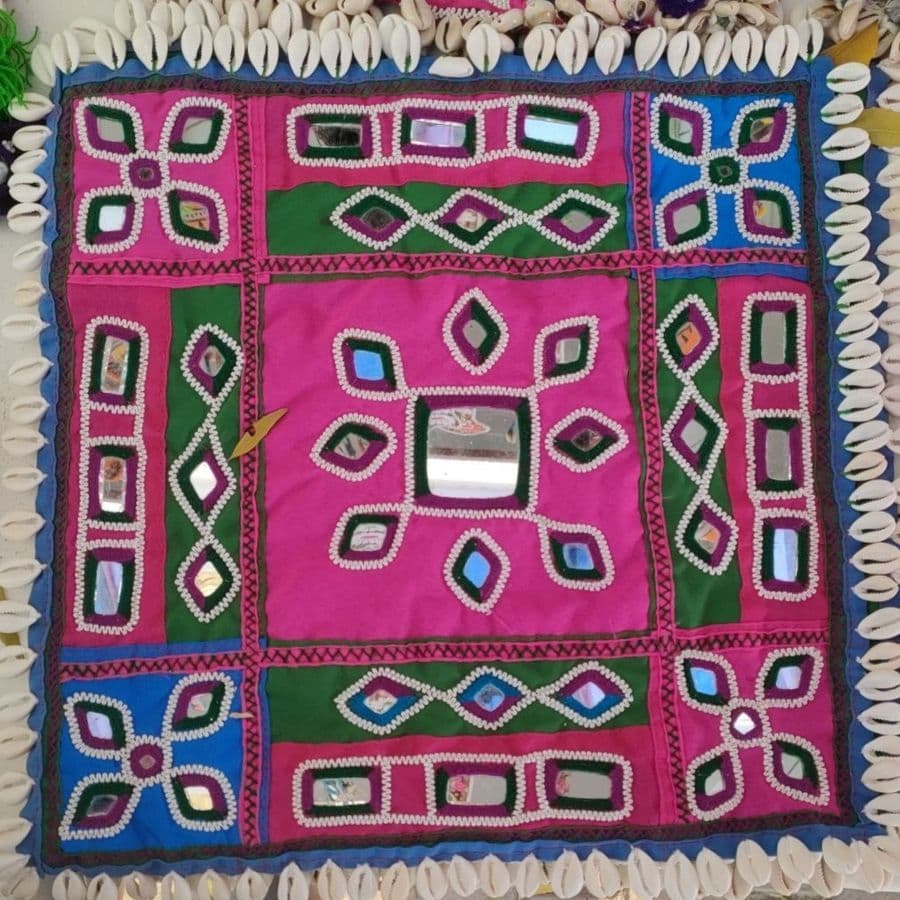 square-decorative-cloth1