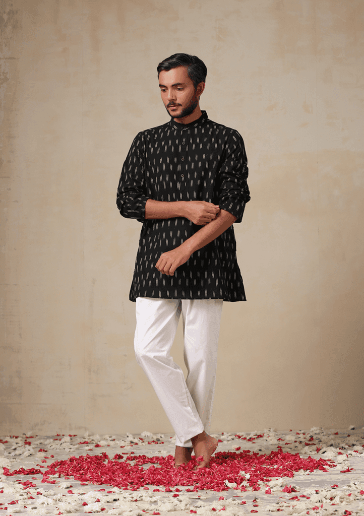 hoc-crafts-ikkat-cotton-solid-men's-short-kurta---black1