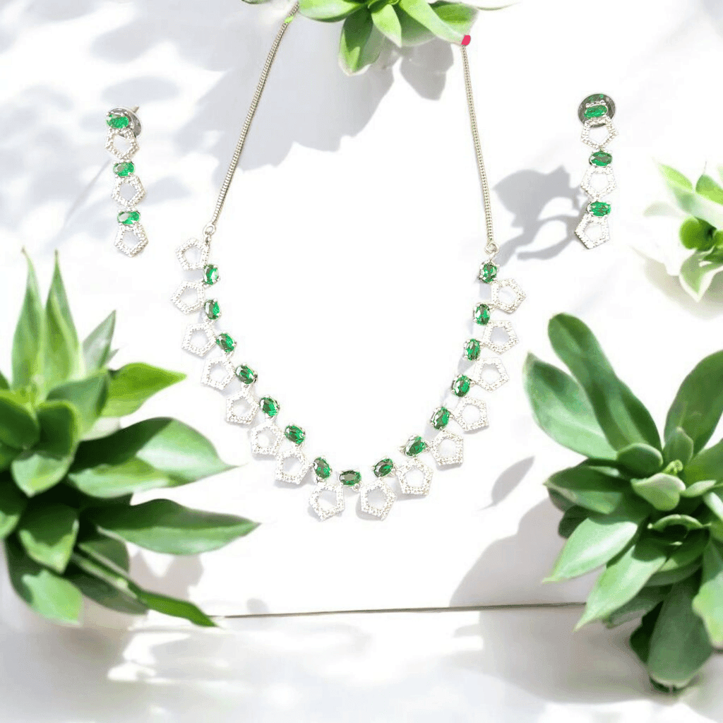 gold-and-blue-diamond-cut-charming-necklace-set-for-girls1