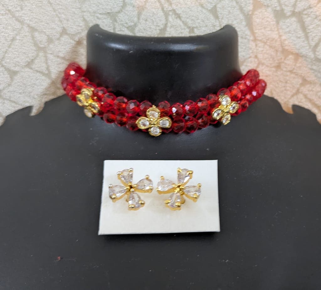 chick-choker-necklace1