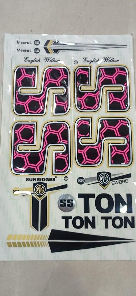 vr3-international-|-3d-laminated-english-willow-bat-sticker-(pink)1