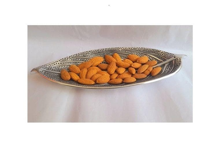leaf-shaped-aluminum-bowl,-tray-with-textured-finish---11--inch,-silver1